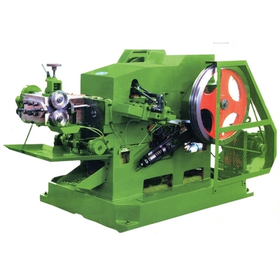 เครื่องทําเล็บไฟฟ้าอัตโนมัติเต็มสีเขียวสําหรับการผลิตเล็บ