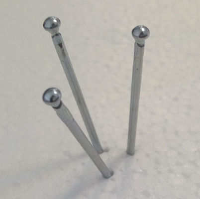 เครื่องทำหมุดย้ำความแม่นยำสูงสำหรับการทำแมนเดร