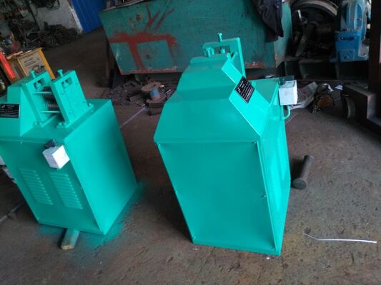 เครื่องชี้วัด 380V 2.2kW ที่ใช้ง่ายสําหรับอุปกรณ์ช่วยการวาดสาย