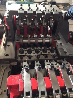 DURA Brand Blind Rivet Cold Heading Machine ความแม่นยําสูง 380V เครื่องทํา Rivet สําหรับสแตนเลส แบบ 5 die 5 blow