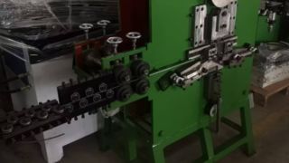 เครื่องเก่าตะขออัตโนมัติ